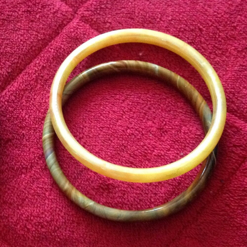 2 Retro Small Art Glass Bangle Bracelets